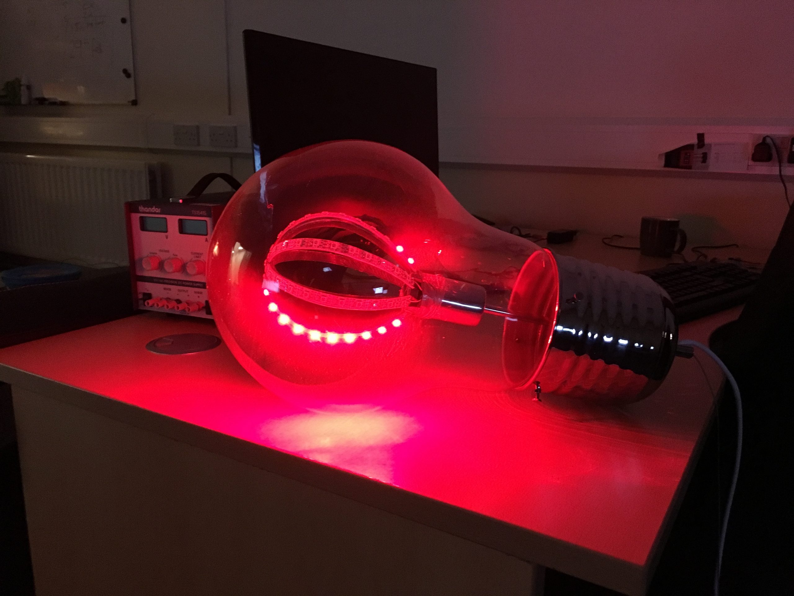 Lighting – Giant Lightbulb!